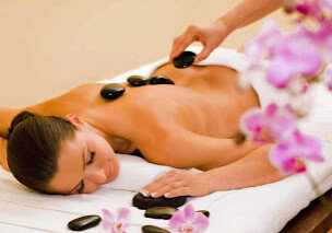 Le Reve Hot Stone Massage